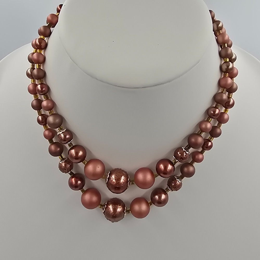 Vintage Japan Double Strand Necklace Faux Rose Pearl Filigree Cap Gold Tone 16 - Picture 3 of 7